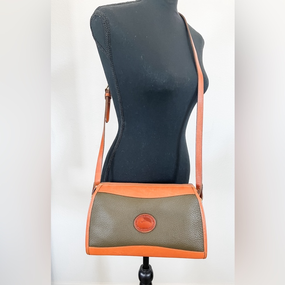 Dooney & Bourke Vintage 90s Crossbody in rare olive green and tan color